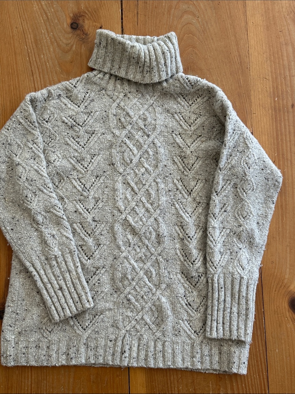 GAP Womens Taupe Classic Cable-Knit Turtleneck Sweater
